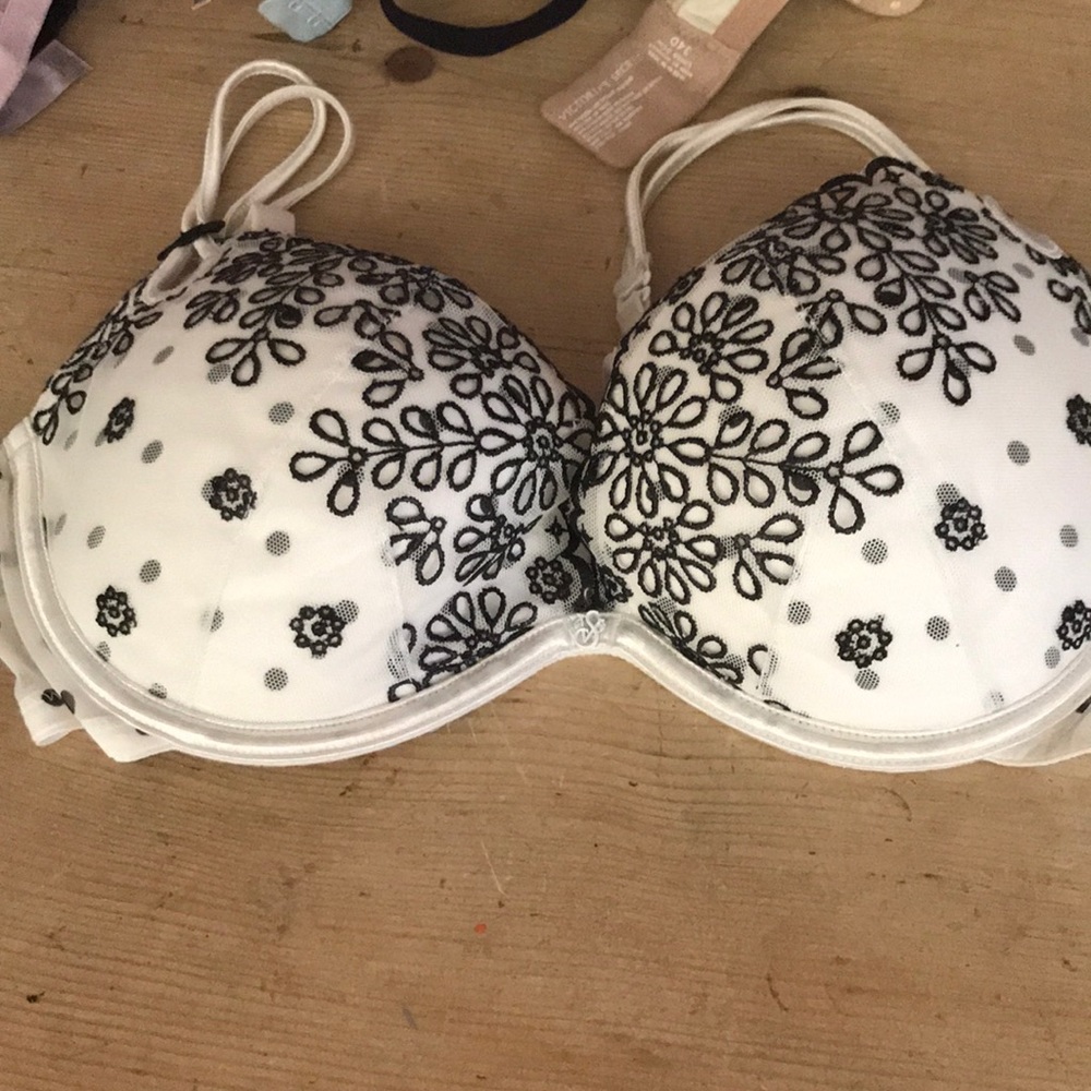 Victoria Secret Bra